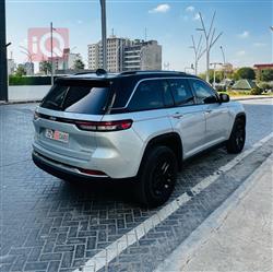 جيب جراند شيروكي